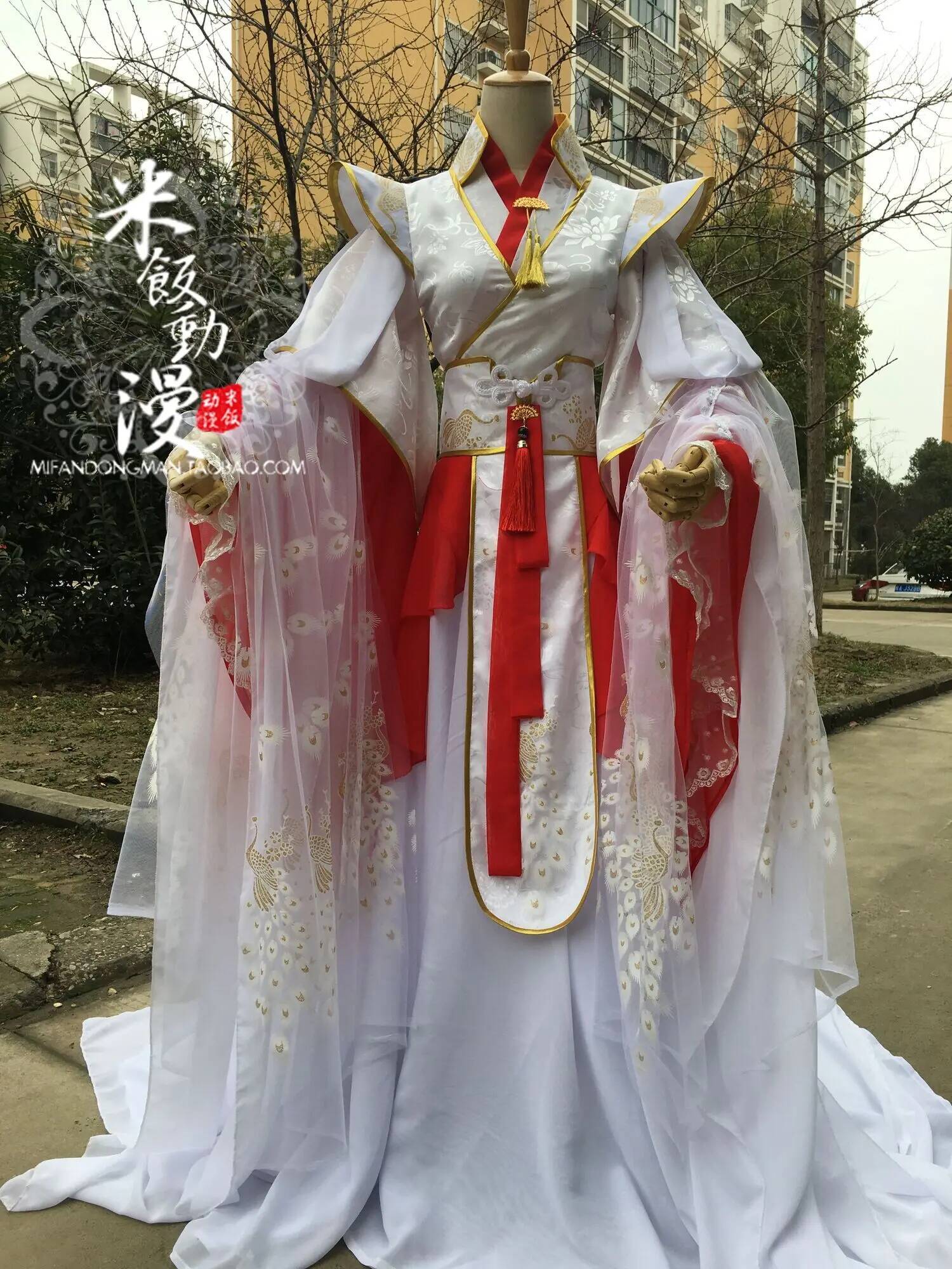 Yetkililer Prens Yue'yi Kutsad - Anime Cosplay Red incelemesi ve fiyatı